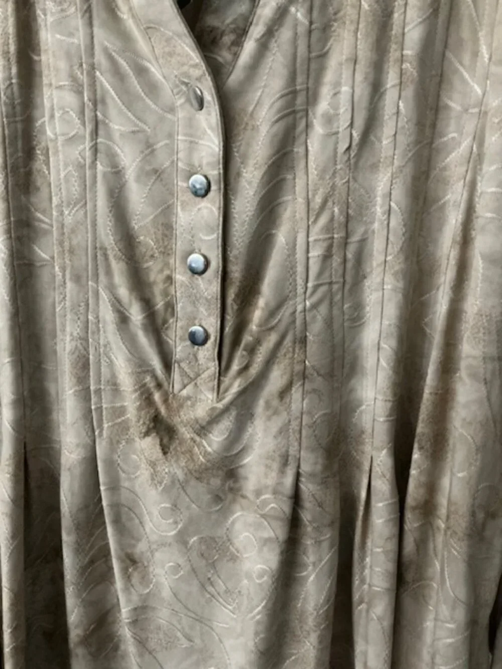 Ladies New Directions Pleated Button-up Tunic